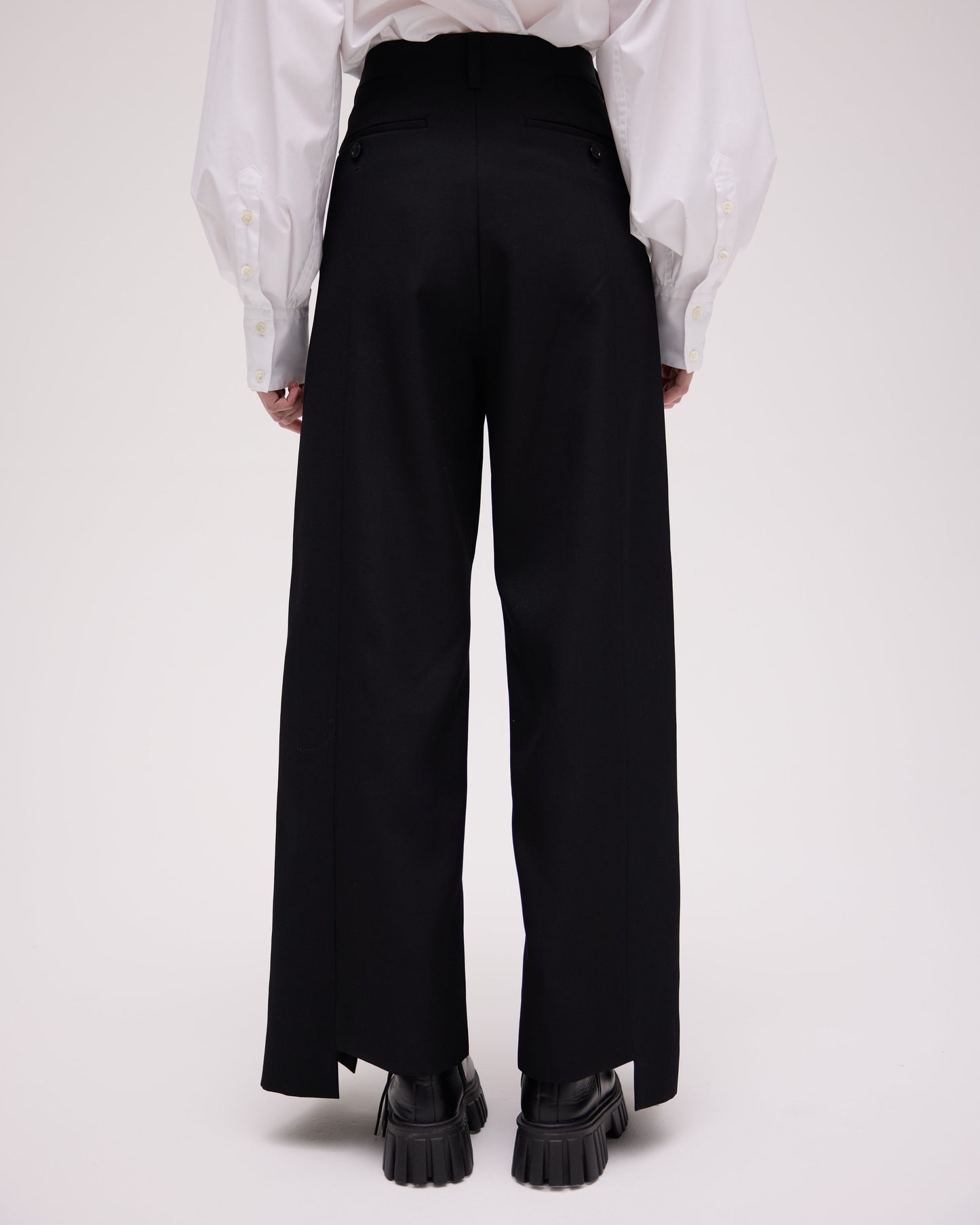 【予約商品】 TUCK LONG WIDE PANTS