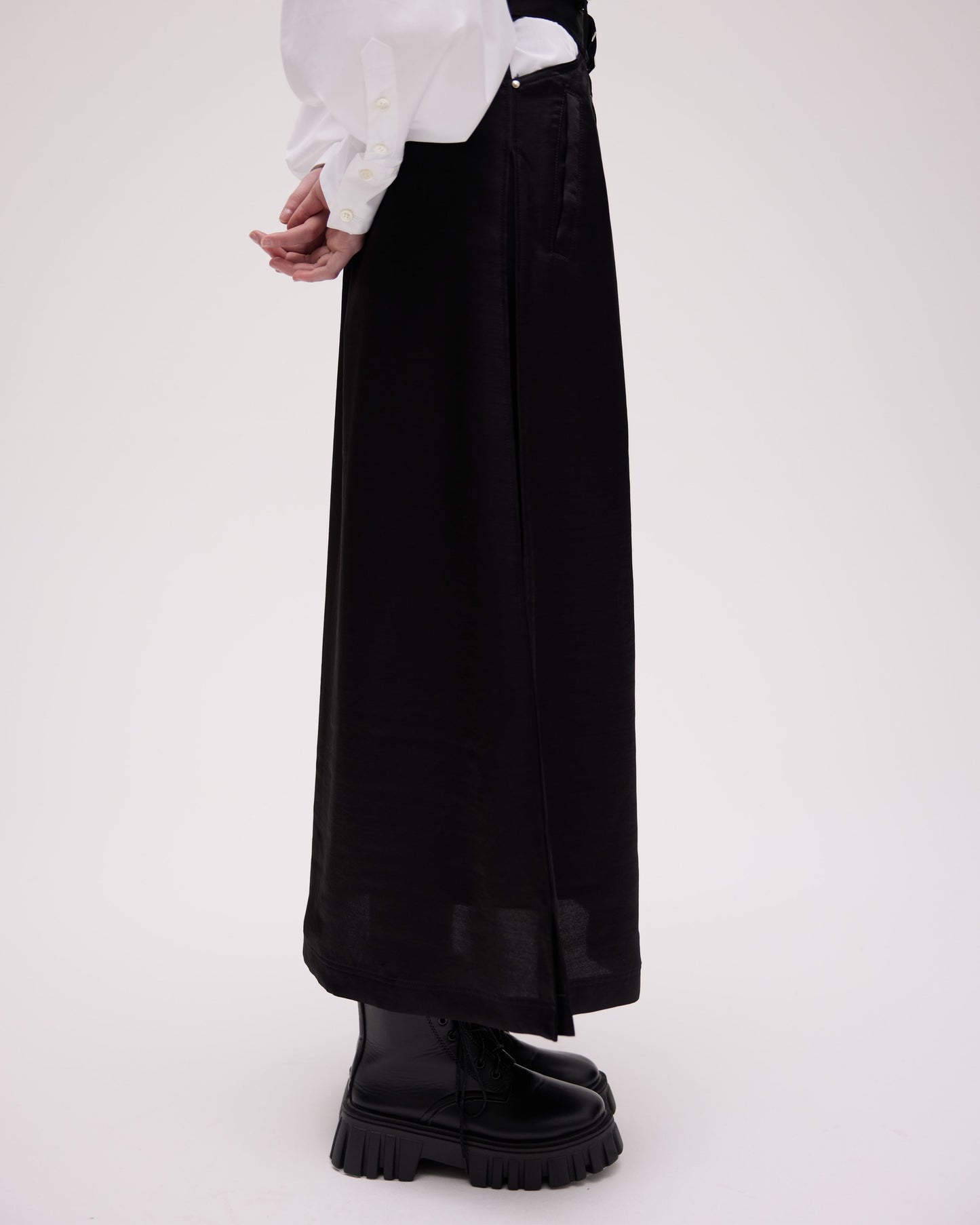 【予約商品】 SIDE SLIT SKIRT