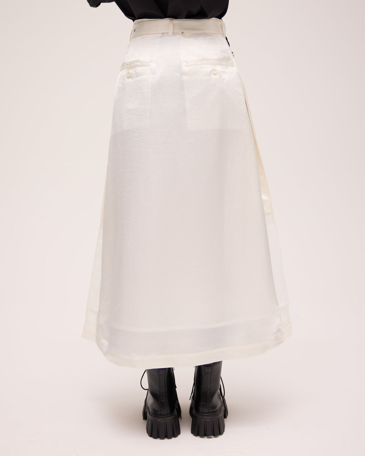 SIDE SLIT SKIRT